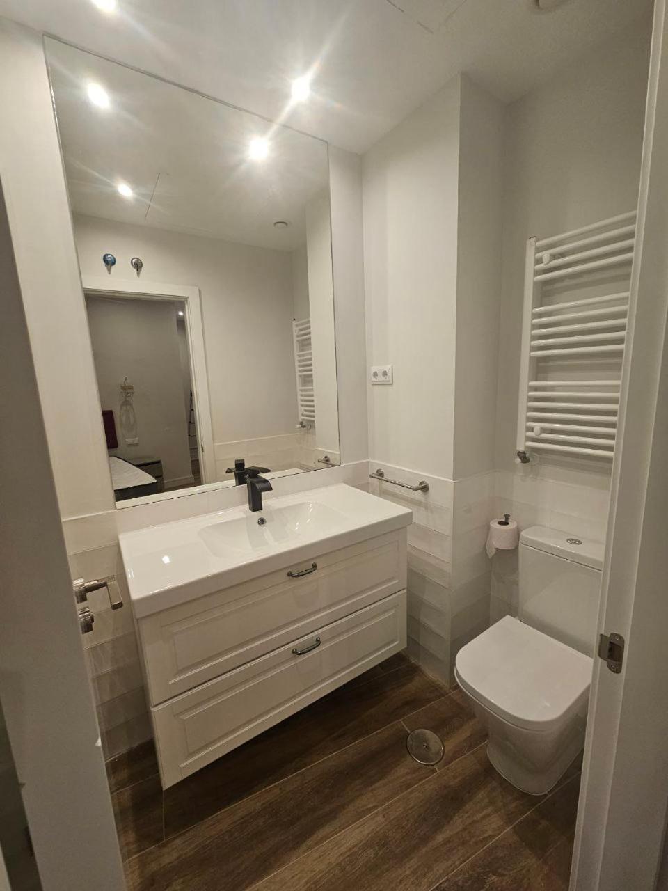 Apartmán Exyca Mendez Alvaro Madrid Exteriér fotografie